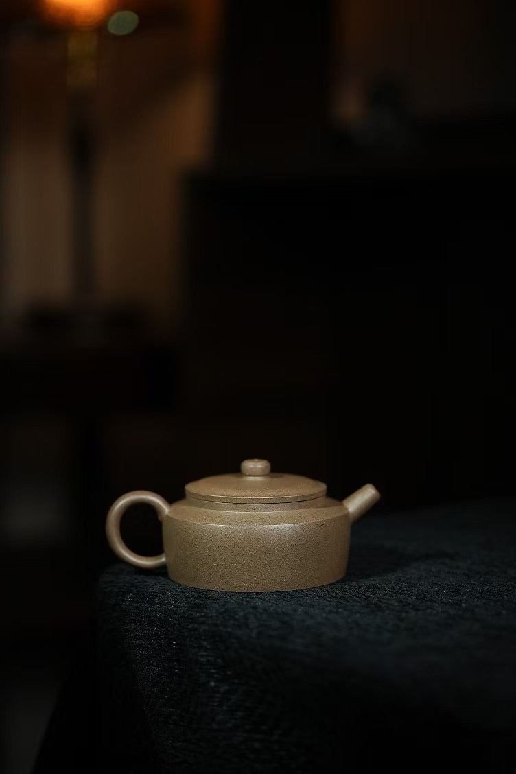 李偉·周盤