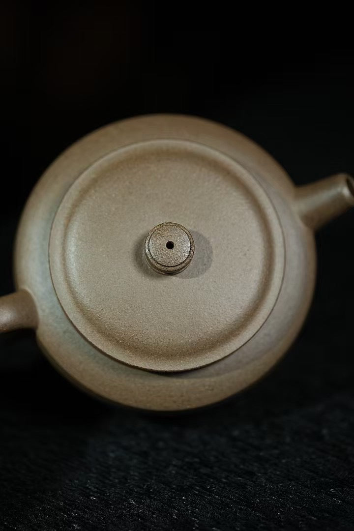 李偉·周盤